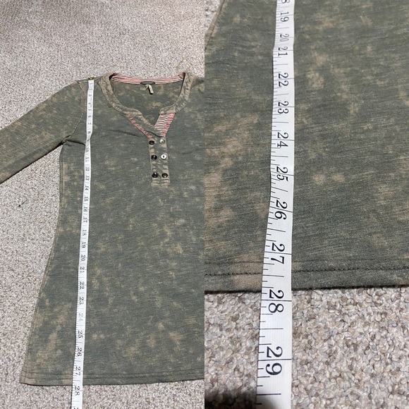 Henley tee - Picture 3 of 4